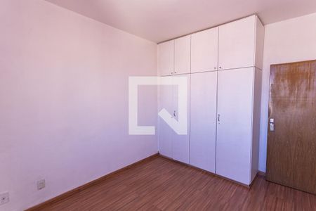 Quarto 1 de apartamento à venda com 3 quartos, 90m² em Santa Efigênia, Belo Horizonte