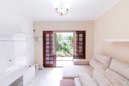 Sala de Estar de casa para alugar com 4 quartos, 200m² em Sítio da Figueira, São Paulo