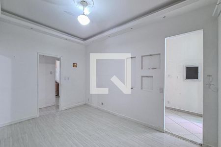 Sala de casa para alugar com 2 quartos, 140m² em Piedade, Rio de Janeiro