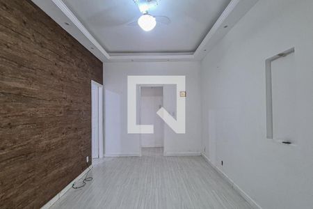 Sala de casa para alugar com 2 quartos, 140m² em Piedade, Rio de Janeiro