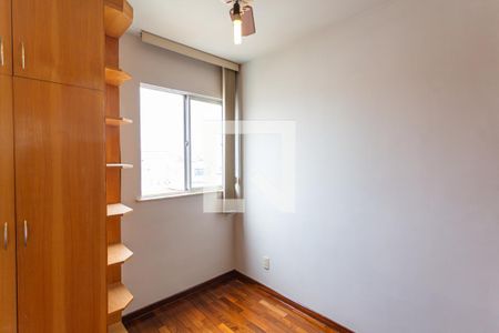 Quarto 1 de apartamento para alugar com 3 quartos, 65m² em Santa Cruz, Belo Horizonte