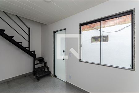 Sala de apartamento para alugar com 2 quartos, 45m² em Jacaré, Niterói