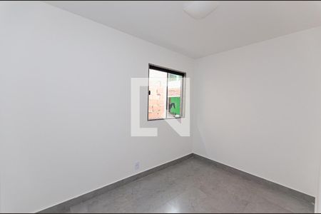 Quarto de apartamento para alugar com 2 quartos, 45m² em Jacaré, Niterói