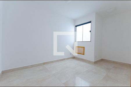 Quarto 1 de apartamento para alugar com 2 quartos, 45m² em Jacaré, Niterói