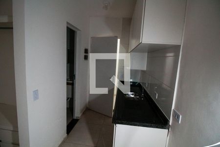 Cozinha de kitnet/studio para alugar com 0 quarto, 22m² em Cidade Mãe do Céu, São Paulo