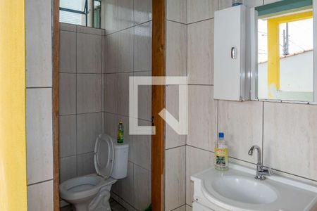 Casa à venda com 160m², 2 quartos e 4 vagas Casa à venda com 160m², 2 quartos e 4 vagasBanheiro de Serviço