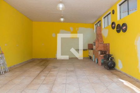 Casa à venda com 160m², 2 quartos e 4 vagas Casa à venda com 160m², 2 quartos e 4 vagasGaragem