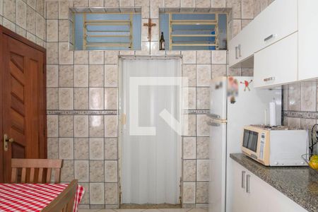 Casa à venda com 160m², 2 quartos e 4 vagas Casa à venda com 160m², 2 quartos e 4 vagasCozinha