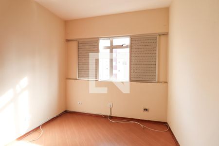 Quarto 1 de apartamento para alugar com 3 quartos, 130m² em Cristo Rei, Curitiba