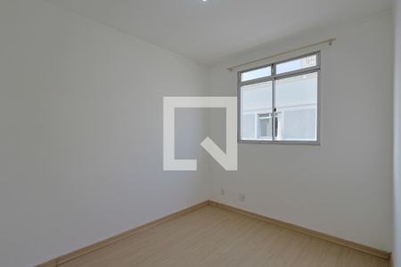 Quarto 1 de apartamento para alugar com 2 quartos, 45m² em Cabral, Contagem