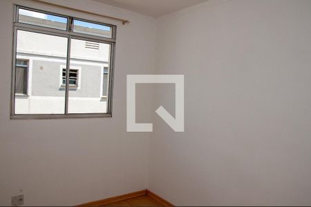 Quarto 1 de apartamento para alugar com 2 quartos, 45m² em Cabral, Contagem