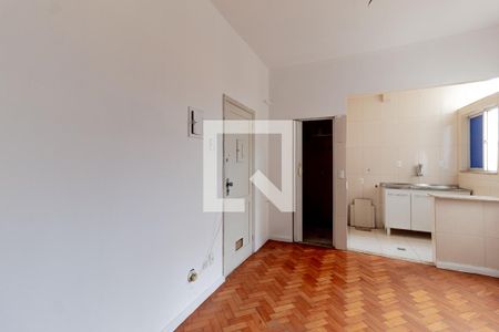 Sala de apartamento para alugar com 1 quarto, 50m² em Centro, Rio de Janeiro