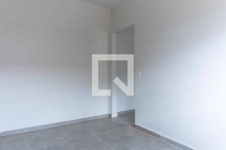 Quarto de kitnet/studio para alugar com 1 quarto, 28m² em Setor Residencial Oeste (são Sebastião), Brasília