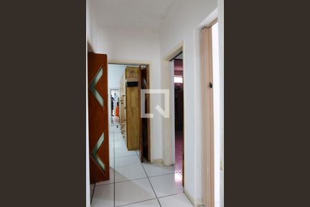 Corredor de casa à venda com 3 quartos, 138m² em Parque Novo Oratório, Santo André