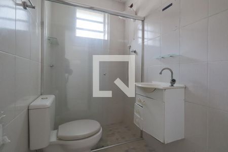 Banheiro de apartamento para alugar com 1 quarto, 45m² em Vila Canero, São Paulo