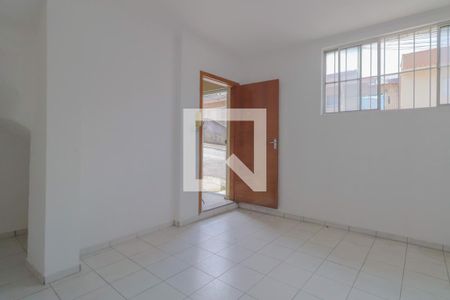 Sala / Quarto de apartamento para alugar com 1 quarto, 45m² em Vila Canero, São Paulo