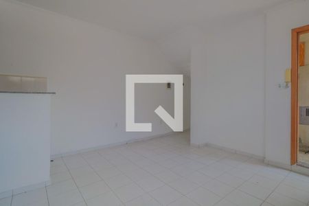 Sala / Quarto de apartamento para alugar com 1 quarto, 45m² em Vila Canero, São Paulo