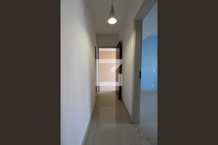 Corredor de apartamento à venda com 2 quartos, 87m² em Botafogo, Campinas