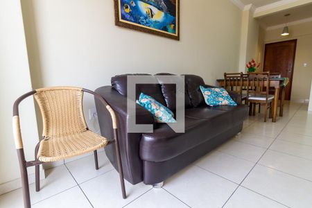 Detalhe da sala de apartamento para alugar com 1 quarto, 61m² em Caiçara, Praia Grande