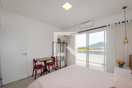 Quarto 1 de apartamento para alugar com 2 quartos, 230m² em Ingleses, Florianópolis