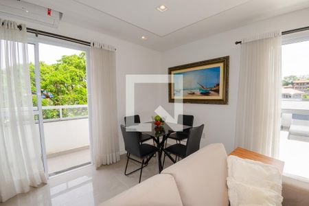 Sala de apartamento para alugar com 2 quartos, 230m² em Ingleses, Florianópolis