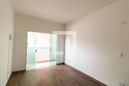 Quarto de casa para alugar com 1 quarto, 50m² em Cidade dos Bandeirantes, São Paulo