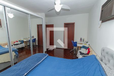 Suíte de apartamento à venda com 3 quartos, 136m² em Higienópolis, Porto Alegre