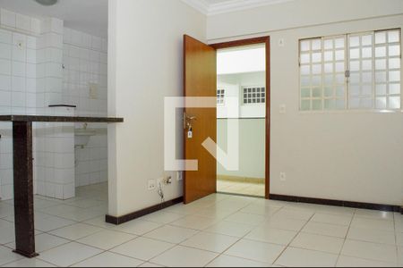 Sala de apartamento para alugar com 1 quarto, 43m² em Tibery, Uberlândia