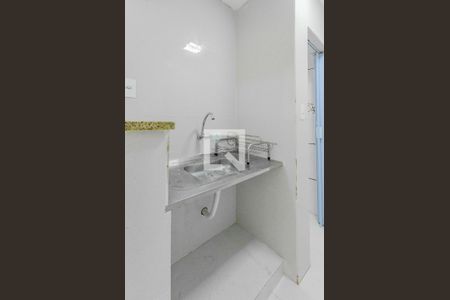 Cozinha de apartamento para alugar com 1 quarto, 40m² em Liberdade, São Paulo