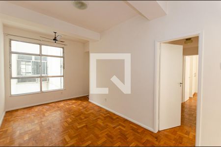 Apartamento à venda com 90m², 3 quartos e sem vagaSala