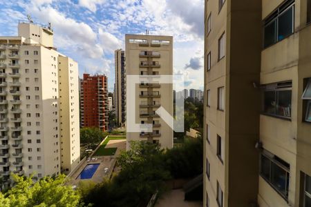 Vista da Sala de apartamento à venda com 3 quartos, 70m² em Vila Suzana, São Paulo