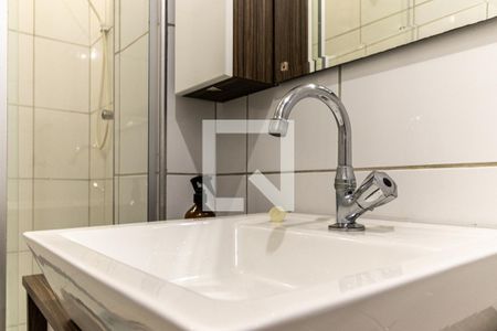 Banheiro - Torneira de kitnet/studio para alugar com 1 quarto, 29m² em República, São Paulo