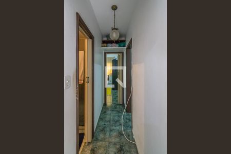 Corredor de apartamento à venda com 2 quartos, 80m² em Olaria, Rio de Janeiro