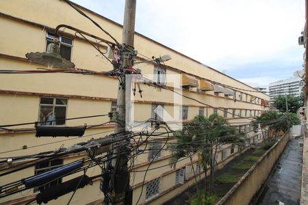 Vista de apartamento para alugar com 2 quartos, 50m² em Pilares, Rio de Janeiro