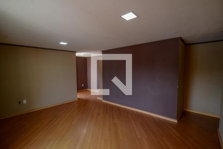 Casa à venda com 240m², 2 quartos e sem vagaSala