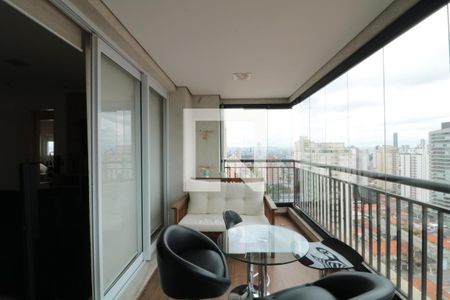 Varanda gourmet de apartamento para alugar com 3 quartos, 96m² em Vila Bertioga, São Paulo