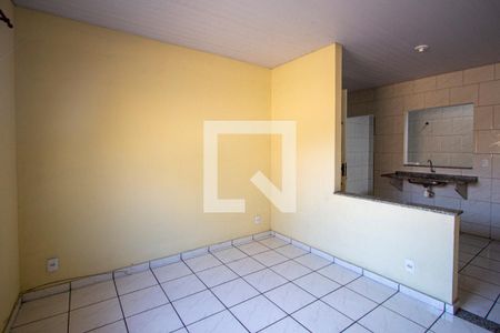 Sala de casa para alugar com 2 quartos, 65m² em Nova Cidade, São Gonçalo