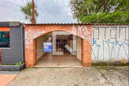 Casa para alugar com 178m², 3 quartos e 1 vaga Casa para alugar com 178m², 3 quartos e 1 vagaFachada