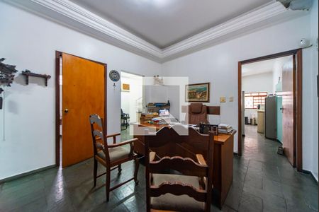 Casa para alugar com 178m², 3 quartos e 1 vaga Casa para alugar com 178m², 3 quartos e 1 vagaEscritório casa 2