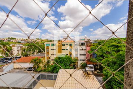 Vista de apartamento para alugar com 2 quartos, 59m² em Conjunto California, Belo Horizonte