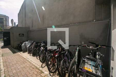 Bicicletário de kitnet/studio à venda com 1 quarto, 28m² em Brás, São Paulo