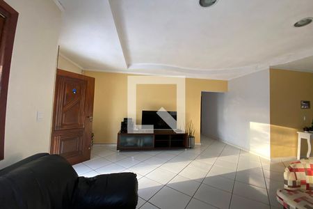 Sala de casa à venda com 3 quartos, 234m² em Feitoria, São Leopoldo