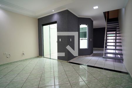 Sala de casa para alugar com 3 quartos, 170m² em Parque das Laranjeiras, Sorocaba