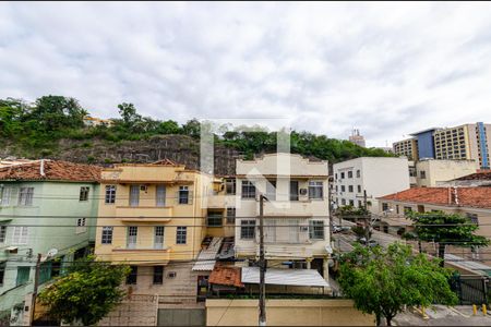 Sala de apartamento à venda com 2 quartos, 65m² em Centro, Niterói