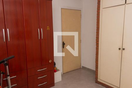 Quarto 1 de casa para alugar com 4 quartos, 175m² em Vila Nhocune, São Paulo