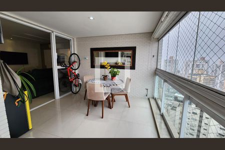 Varanda gourmet de apartamento para alugar com 2 quartos, 79m² em Ponta da Praia, Santos