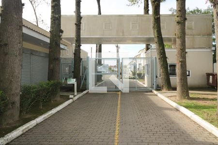 Casa de condomínio à venda com 87m², 3 quartos e 2 vagas Casa de condomínio à venda com 87m², 3 quartos e 2 vagasFachada e portaria