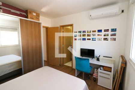 Casa de condomínio à venda com 87m², 3 quartos e 2 vagas Casa de condomínio à venda com 87m², 3 quartos e 2 vagasQuarto Suíte