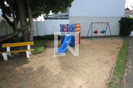 Casa de condomínio à venda com 87m², 3 quartos e 2 vagas Casa de condomínio à venda com 87m², 3 quartos e 2 vagasÁrea Comum - Playground