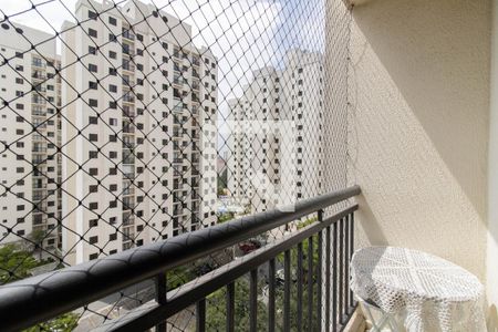 Varanda de apartamento para alugar com 2 quartos, 46m² em Vila Rio de Janeiro, Guarulhos